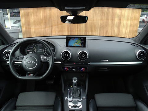 Audi A3 Sportback 300PK e-tron S-Tronic / ProLine + / S-Edition / LED
