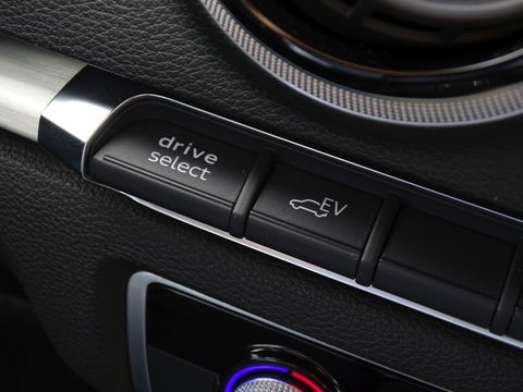 Audi A3 Sportback 300PK e-tron S-Tronic / ProLine + / S-Edition / LED