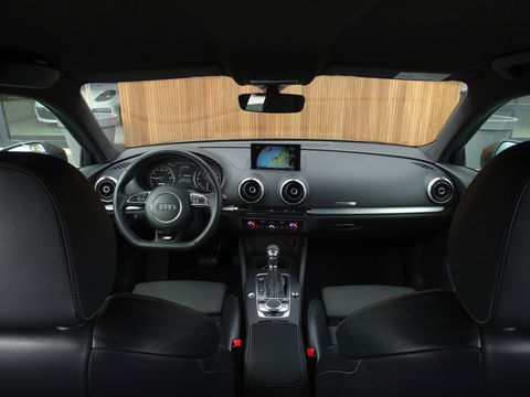 Audi A3 Sportback 300PK e-tron S-Tronic / ProLine + / S-Edition / LED