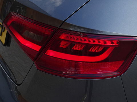 Audi A3 Sportback 300PK e-tron S-Tronic / ProLine + / S-Edition / LED