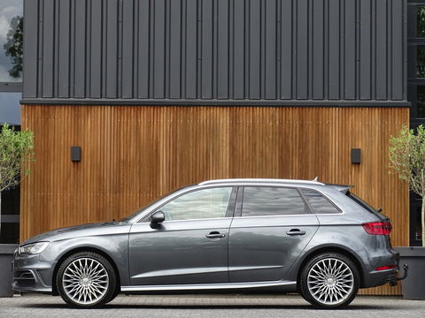 Audi A3 Sportback 300PK e-tron S-Tronic / ProLine + / S-Edition / LED