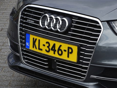 Audi A3 Sportback 300PK e-tron S-Tronic / ProLine + / S-Edition / LED