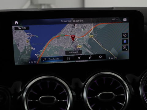 Mercedes-Benz B-Klasse 180 Business Solution Luxury | Leder | Trekhaak | Stoelverwarming | Camera | Navigatie | Full LED | Park Assist | Sfeerverlichting | Widescreen