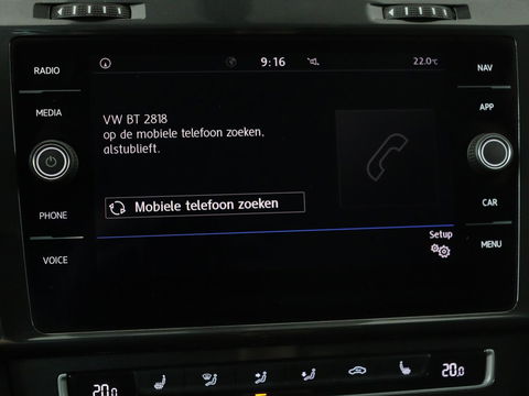 Volkswagen Golf 1.0 TSI Comfortline Business | Stoelverwarming | Camera | Massage | Carplay | Adaptive cruise | Navigatie | Climate control | Getint glas
