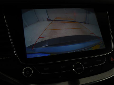 Opel Astra 1.4 Turbo Innovation | Leder | Stoel & stuurverwarming | Trekhaak | Matrix LED | Carplay | Navigatie | Keyless | Camera | Achterbankverwarming | Climate control | Comfortstoelen | Cruise control