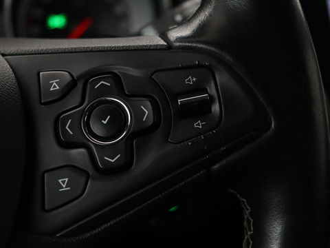 Opel Astra 1.4 Turbo Innovation | Leder | Stoel & stuurverwarming | Trekhaak | Matrix LED | Carplay | Navigatie | Keyless | Camera | Achterbankverwarming | Climate control | Comfortstoelen | Cruise control