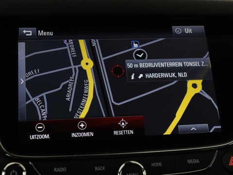 Opel Astra 1.4 Turbo Innovation | Leder | Stoel & stuurverwarming | Trekhaak | Matrix LED | Carplay | Navigatie | Keyless | Camera | Achterbankverwarming | Climate control | Comfortstoelen | Cruise control