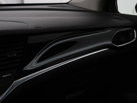 Opel Astra 1.4 Turbo Innovation | Leder | Stoel & stuurverwarming | Trekhaak | Matrix LED | Carplay | Navigatie | Keyless | Camera | Achterbankverwarming | Climate control | Comfortstoelen | Cruise control