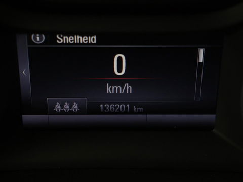 Opel Astra 1.4 Turbo Innovation | Leder | Stoel & stuurverwarming | Trekhaak | Matrix LED | Carplay | Navigatie | Keyless | Camera | Achterbankverwarming | Climate control | Comfortstoelen | Cruise control