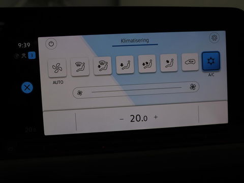 Volkswagen Golf 1.0 TSI Life | Carplay | Sfeerverlichting | Navigatie | Adaptive cruise | Full LED | Parkeerhulp | DAB | Climate control | Bluetooth