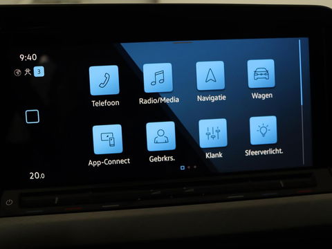 Volkswagen Golf 1.0 TSI Life | Carplay | Sfeerverlichting | Navigatie | Adaptive cruise | Full LED | Parkeerhulp | DAB | Climate control | Bluetooth