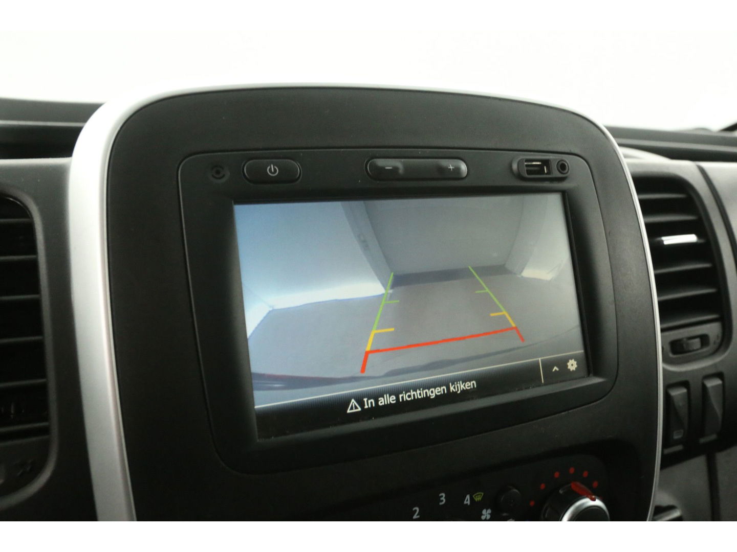 Renault Trafic 2.0 dCi T29 L2H1 Airco Camera Cruise Navigatie LED PDC 3 Persoons Elektrpakket