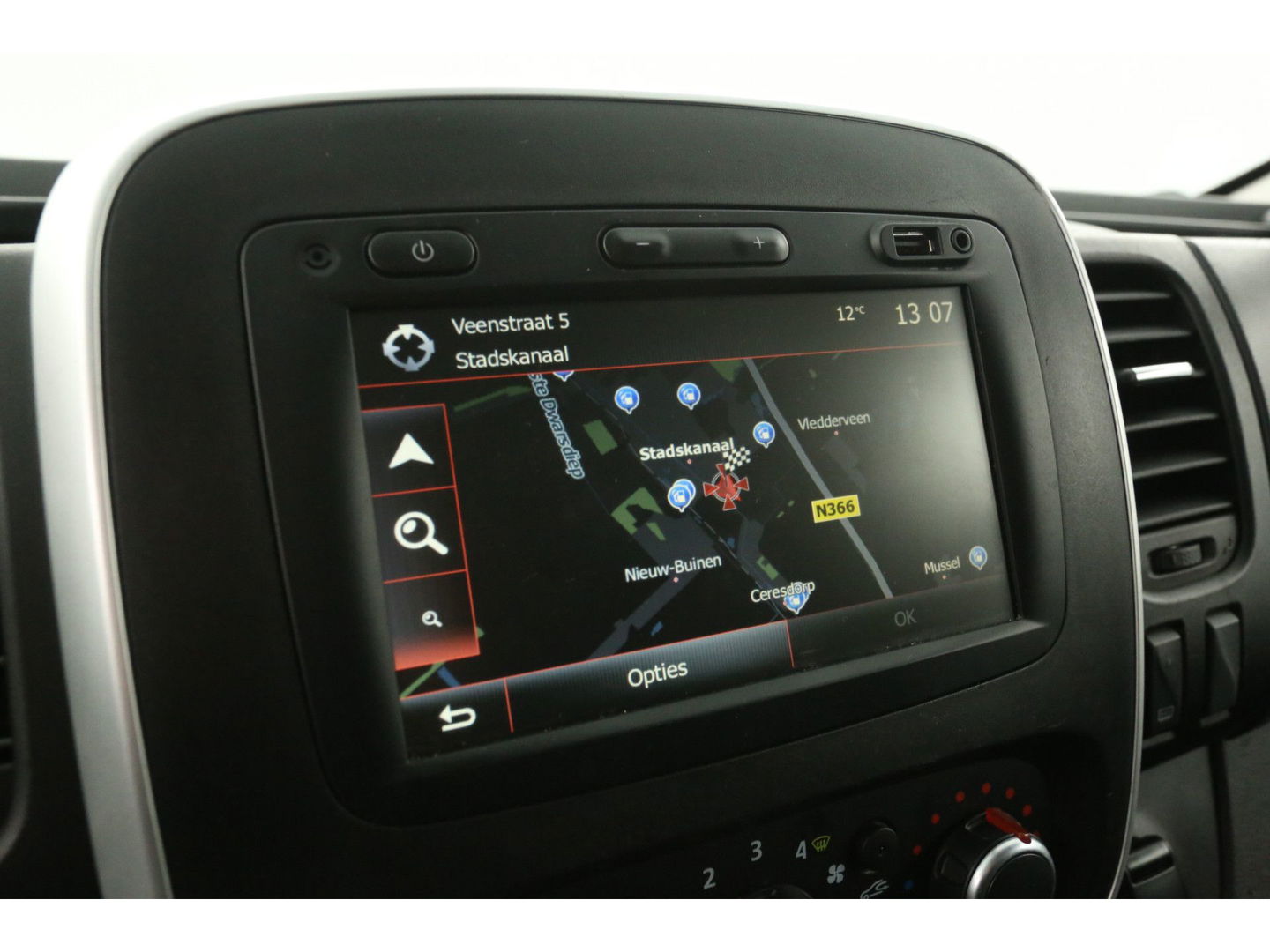 Renault Trafic 2.0 dCi T29 L2H1 Airco Camera Cruise Navigatie LED PDC 3 Persoons Elektrpakket