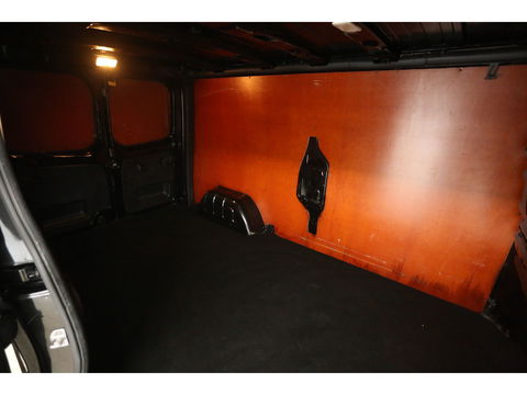 Renault Trafic 2.0 dCi T29 L2H1 Airco Camera Cruise Navigatie LED PDC 3 Persoons Elektrpakket