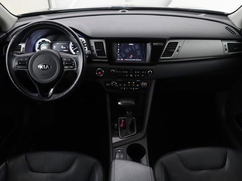 Kia Niro 1.6 GDi Hybrid BusinessLine | Leder | Stoel & stuurverwarming | Adaptive cruise | Camera | Carplay | Navigatie | Climate control | Keyless