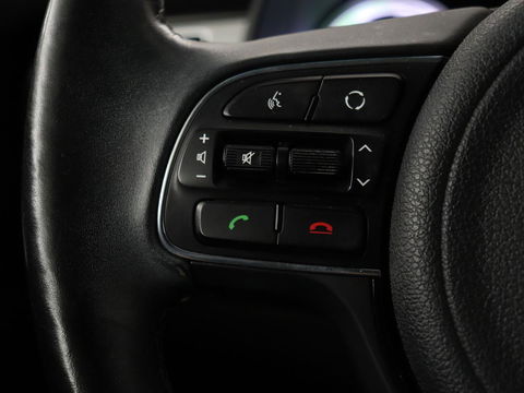 Kia Niro 1.6 GDi Hybrid BusinessLine | Leder | Stoel & stuurverwarming | Adaptive cruise | Camera | Carplay | Navigatie | Climate control | Keyless