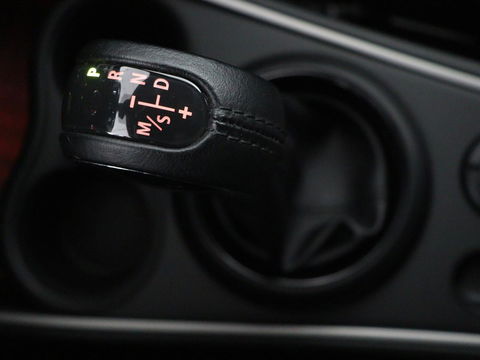 MINI Countryman 2.0 Cooper S E ALL4 Chili | Panoramadak | Leder | Stoel & stuurverwarming | Camera | Adaptive cruise | Memory | Keyless | Full LED | Navigatie