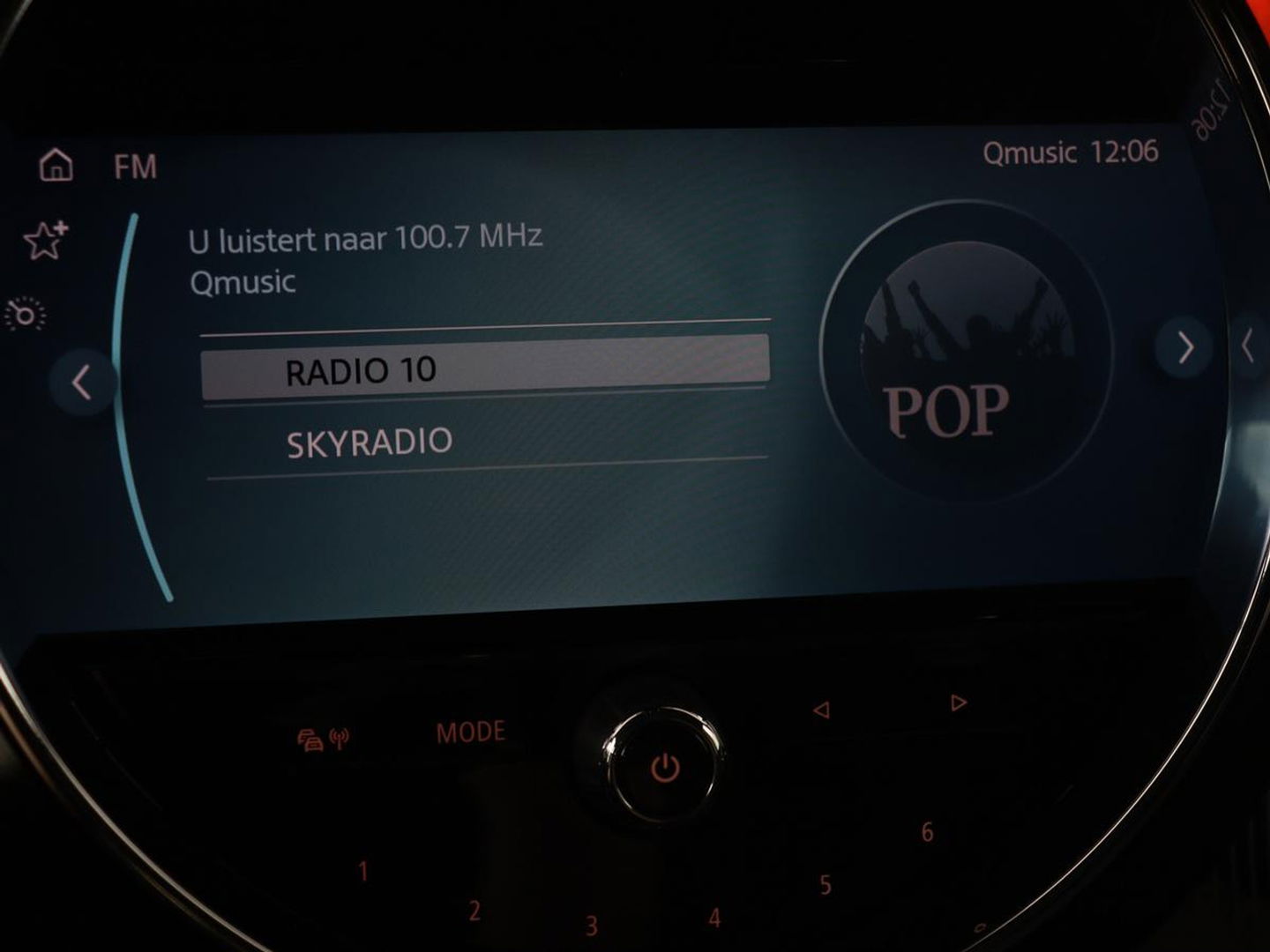 MINI Countryman 2.0 Cooper S E ALL4 Chili | Panoramadak | Leder | Stoel & stuurverwarming | Camera | Adaptive cruise | Memory | Keyless | Full LED | Navigatie