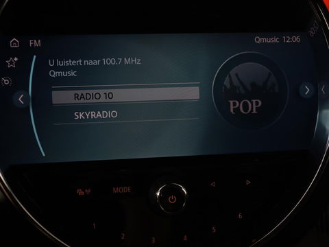 MINI Countryman 2.0 Cooper S E ALL4 Chili | Panoramadak | Leder | Stoel & stuurverwarming | Camera | Adaptive cruise | Memory | Keyless | Full LED | Navigatie