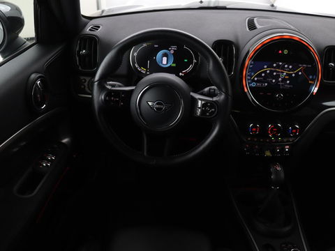 MINI Countryman 2.0 Cooper S E ALL4 Chili | Panoramadak | Leder | Stoel & stuurverwarming | Camera | Adaptive cruise | Memory | Keyless | Full LED | Navigatie