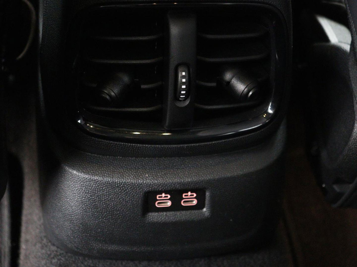MINI Countryman 2.0 Cooper S E ALL4 Chili | Panoramadak | Leder | Stoel & stuurverwarming | Camera | Adaptive cruise | Memory | Keyless | Full LED | Navigatie