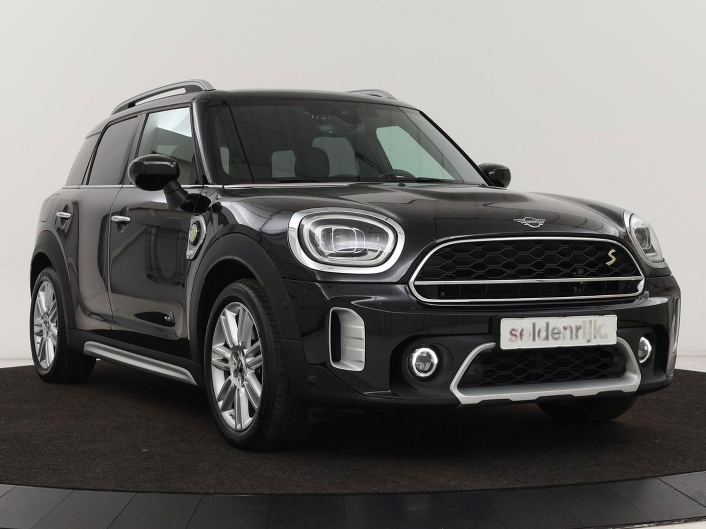 MINI Countryman 2.0 Cooper S E ALL4 Chili | Panoramadak | Leder | Stoel & stuurverwarming | Camera | Adaptive cruise | Memory | Keyless | Full LED | Navigatie