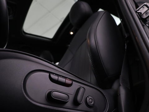 MINI Countryman 2.0 Cooper S E ALL4 Chili | Panoramadak | Leder | Stoel & stuurverwarming | Camera | Adaptive cruise | Memory | Keyless | Full LED | Navigatie