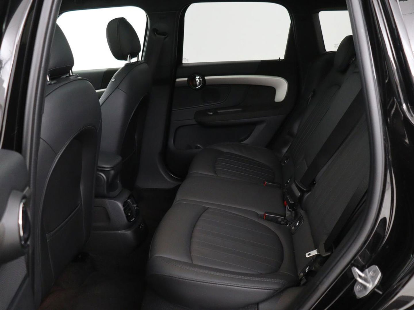 MINI Countryman 2.0 Cooper S E ALL4 Chili | Panoramadak | Leder | Stoel & stuurverwarming | Camera | Adaptive cruise | Memory | Keyless | Full LED | Navigatie