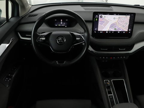 Škoda Enyaq iV 80 | Stoel & stuurverwarming | Carplay | Keyless | Navigatie | Camera | Half leder | Cruise control | Full LED | Parkeerhulp