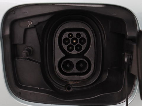 Škoda Enyaq iV 80 | Stoel & stuurverwarming | Carplay | Keyless | Navigatie | Camera | Half leder | Cruise control | Full LED | Parkeerhulp