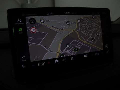 Škoda Enyaq iV 80 | Stoel & stuurverwarming | Carplay | Keyless | Navigatie | Camera | Half leder | Cruise control | Full LED | Parkeerhulp