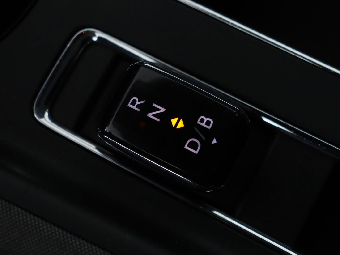 Škoda Enyaq iV 80 | Stoel & stuurverwarming | Carplay | Keyless | Navigatie | Camera | Half leder | Cruise control | Full LED | Parkeerhulp