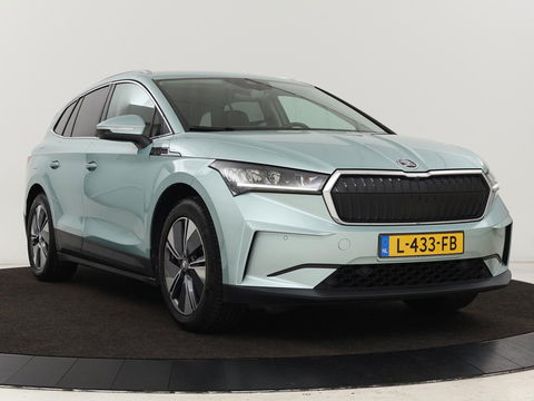 Škoda Enyaq iV 80 | Stoel & stuurverwarming | Carplay | Keyless | Navigatie | Camera | Half leder | Cruise control | Full LED | Parkeerhulp