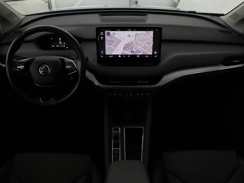 Škoda Enyaq iV 80 | Stoel & stuurverwarming | Carplay | Keyless | Navigatie | Camera | Half leder | Cruise control | Full LED | Parkeerhulp