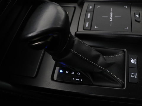 Lexus ES 300h Comfort Line | Schuifdak | Leder | Stoelverwarming | Adaptive cruise | Carplay | Camera | Memory | Keyless | Full LED