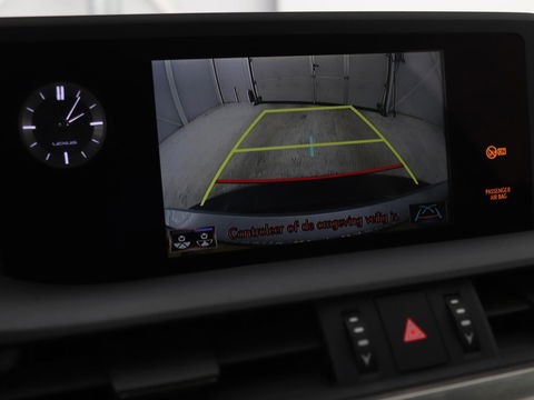 Lexus ES 300h Comfort Line | Schuifdak | Leder | Stoelverwarming | Adaptive cruise | Carplay | Camera | Memory | Keyless | Full LED