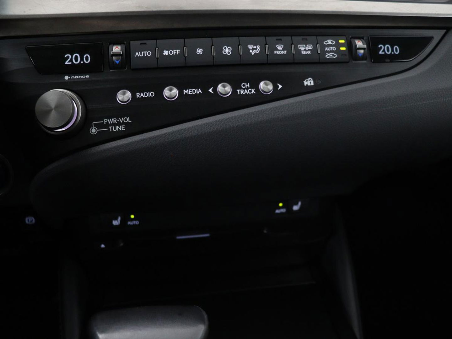 Lexus ES 300h Comfort Line | Schuifdak | Leder | Stoelverwarming | Adaptive cruise | Carplay | Camera | Memory | Keyless | Full LED