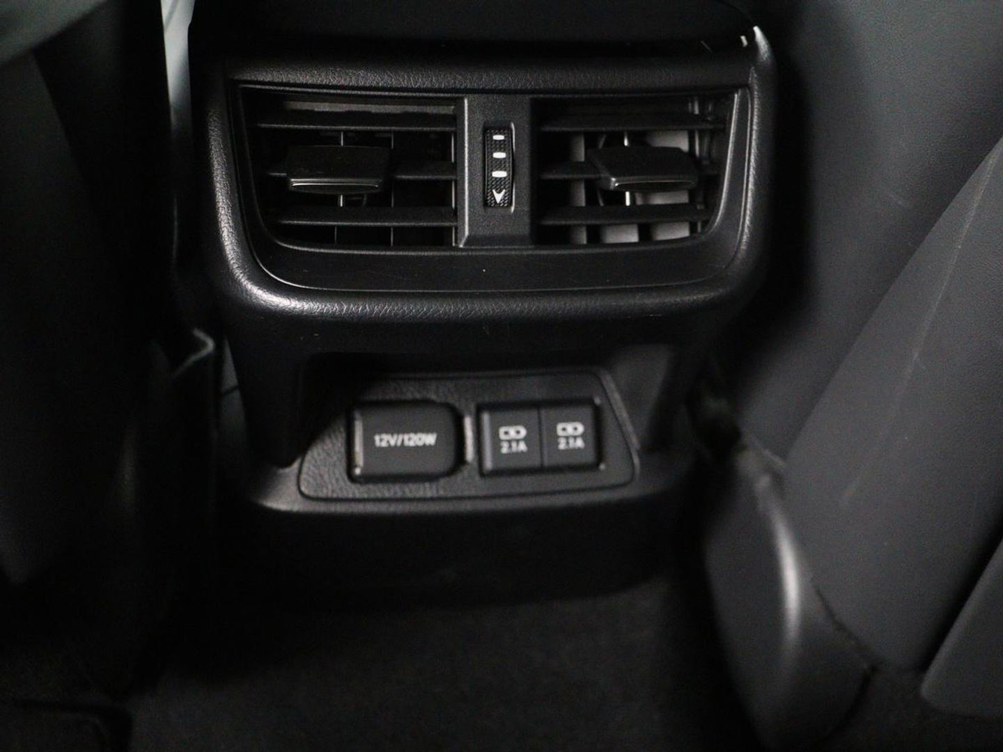 Lexus ES 300h Comfort Line | Schuifdak | Leder | Stoelverwarming | Adaptive cruise | Carplay | Camera | Memory | Keyless | Full LED