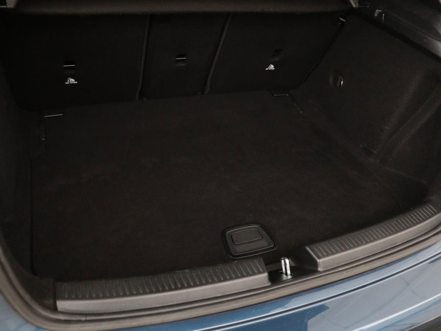 Mercedes-Benz A-Klasse 180 Business Solution AMG | Panoramadak | Stoelverwarming | Carplay | Leder/Alcantara | Camera | Widescreen | Full LED