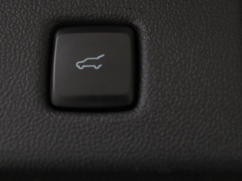 Ford Kuga 2.5 PHEV ST-Line X | Panoramadak | Trekhaak | Stoel & stuurverwarming | Head-Up | Adaptive cruise | Camera | Carplay | Achterbankverwarming | Half leder | Navigatie