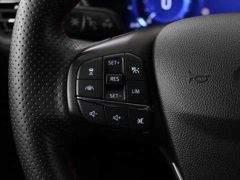 Ford Kuga 2.5 PHEV ST-Line X | Panoramadak | Trekhaak | Stoel & stuurverwarming | Head-Up | Adaptive cruise | Camera | Carplay | Achterbankverwarming | Half leder | Navigatie