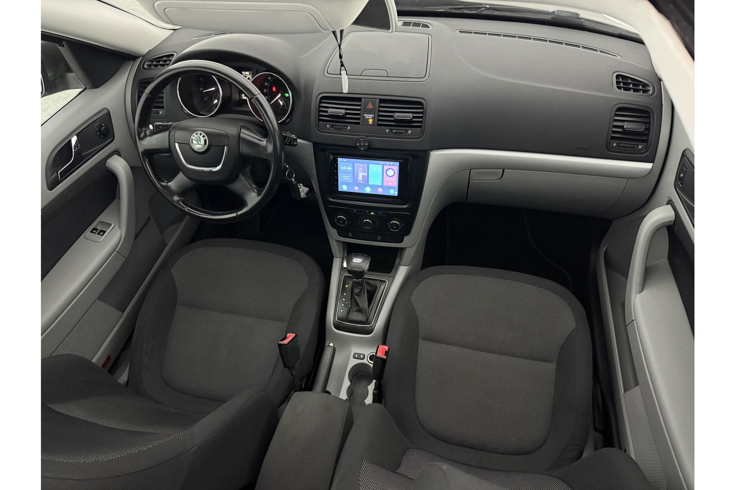 Škoda Yeti 1.2 TSI Active Plus | APK tot 10-2025 | Pano Airco Cruise Trekhaak PDC 16"LMV