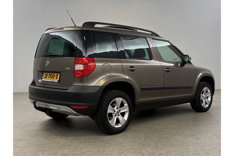 Škoda Yeti 1.2 TSI Active Plus | APK tot 10-2025 | Pano Airco Cruise Trekhaak PDC 16"LMV