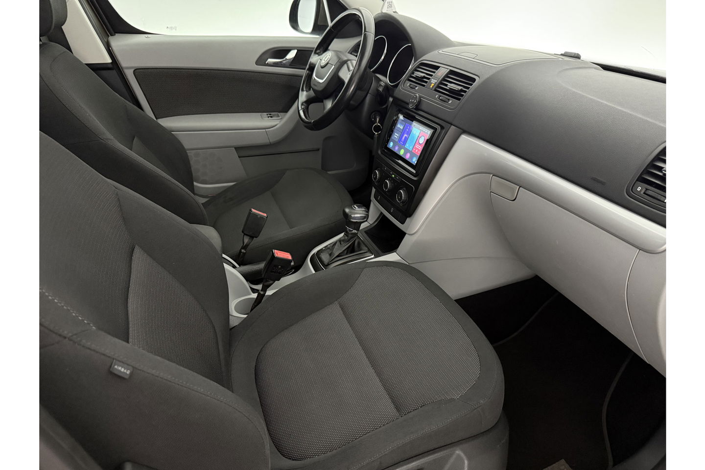 Škoda Yeti 1.2 TSI Active Plus | APK tot 10-2025 | Pano Airco Cruise Trekhaak PDC 16"LMV