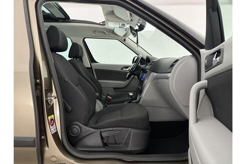 Škoda Yeti 1.2 TSI Active Plus | APK tot 10-2025 | Pano Airco Cruise Trekhaak PDC 16"LMV