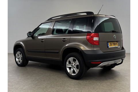 Škoda Yeti 1.2 TSI Active Plus | APK tot 10-2025 | Pano Airco Cruise Trekhaak PDC 16"LMV