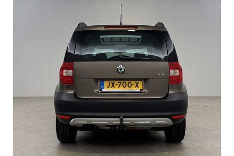 Škoda Yeti 1.2 TSI Active Plus | APK tot 10-2025 | Pano Airco Cruise Trekhaak PDC 16"LMV