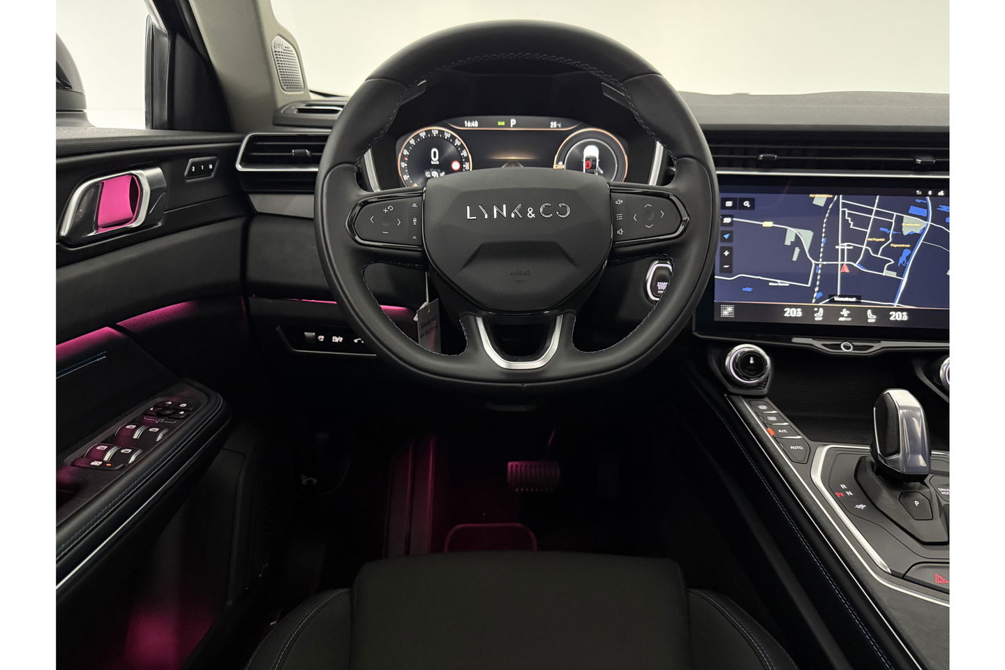 Lynk Co 01 1.5 262PK Hybride Pano LED ACC Sfeer 360Camera Memory Carplay Clima Navi Virtual PDC 20"LMV