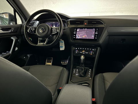 Volkswagen Tiguan 1.5 TSI R-Line Black Edition Pano Virtual Trekh. NAP