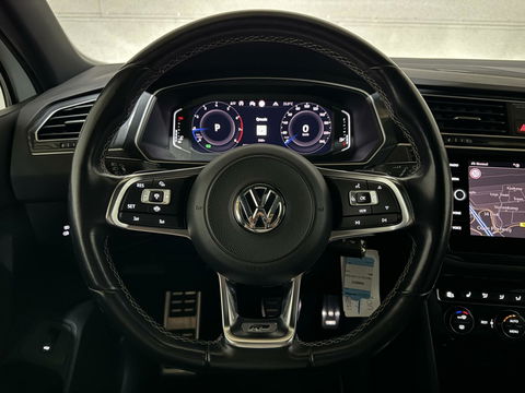Volkswagen Tiguan 1.5 TSI R-Line Black Edition Pano Virtual Trekh. NAP